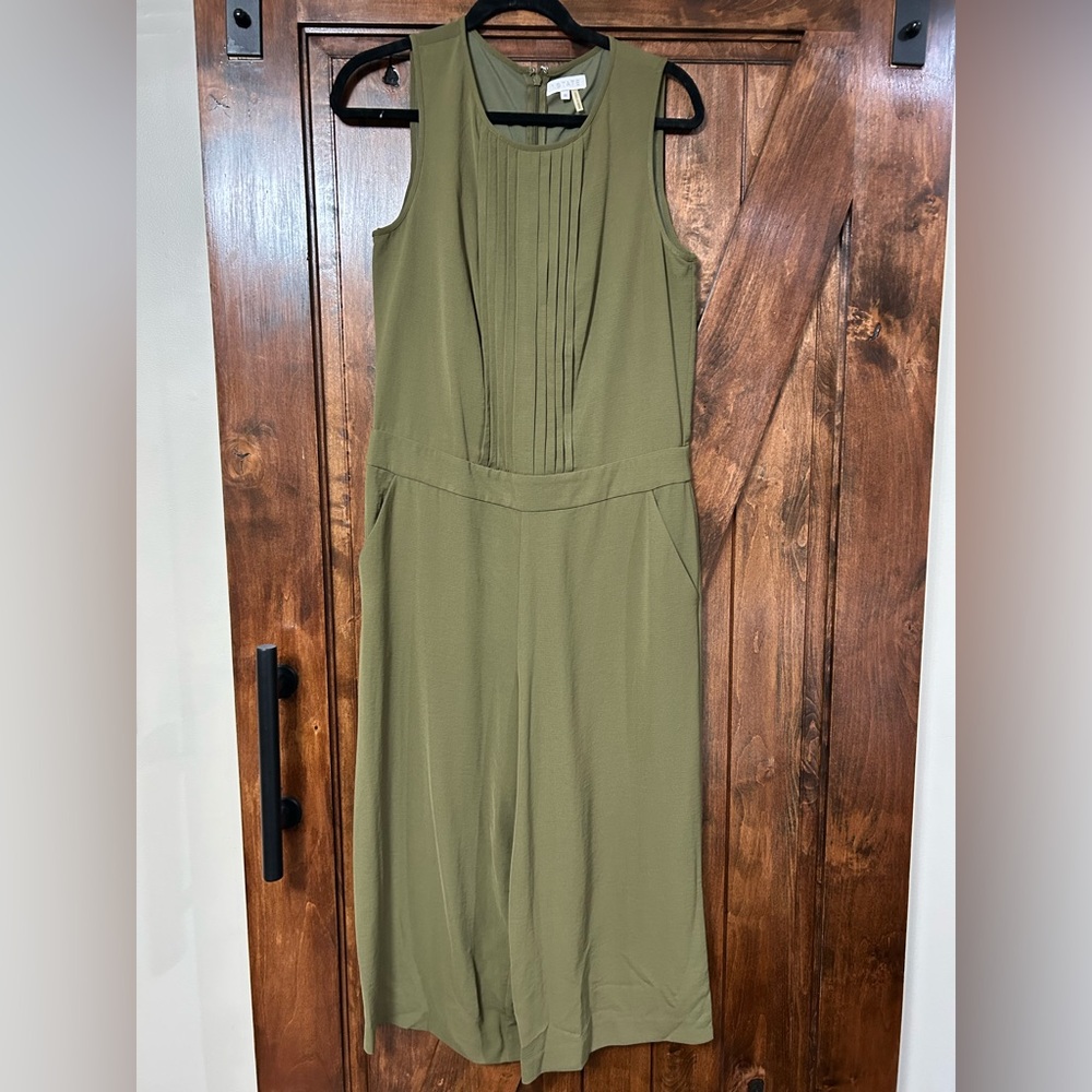 1 State Olive Green Sleeveless Jumpsuit. Size Medium